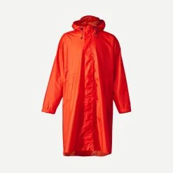 Quechua Hiking Rain Poncho - MT900 - 75L - Red